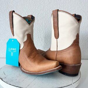 Lane Women's Tan and Cream Ankle Boots